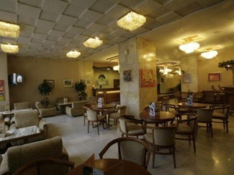 Hemus Hotel Sofia Exterior photo